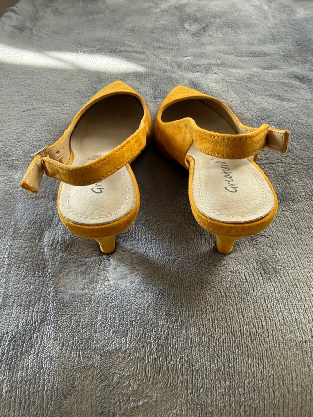 Greatonu Mustard Suede Pointed Slingback Heels - Picture 5 of 7